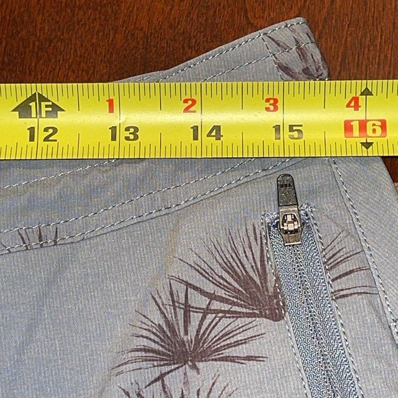 27050 Roark layover trail short 3.0 EUC SZ 30 see pics for detail - Picture 5 of 16